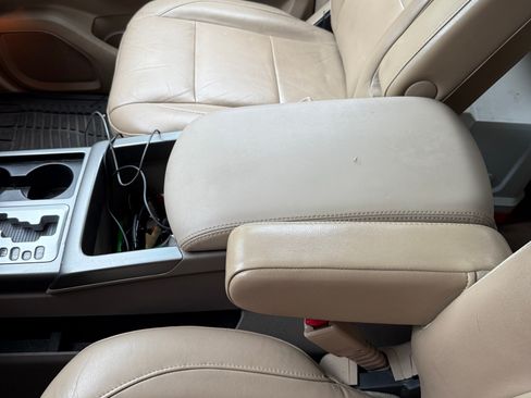 Used 2015 Nissan Armada Platinum w/ 2nd Row Captain Seat Package AWD/4WD image 11