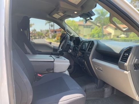 Used 2022 Ford F250 XL w/ Power Equipment Group image 12