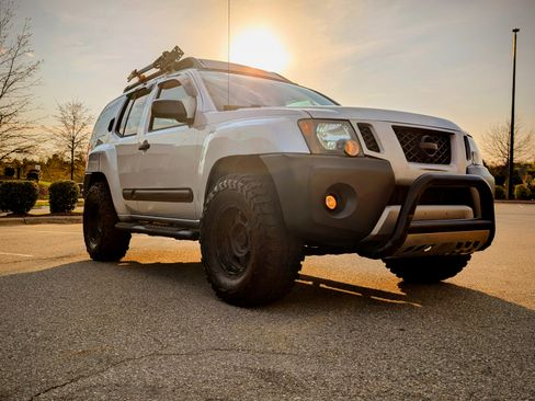 Used 2011 Nissan Xterra S w/ 4X4 Value Package image 1