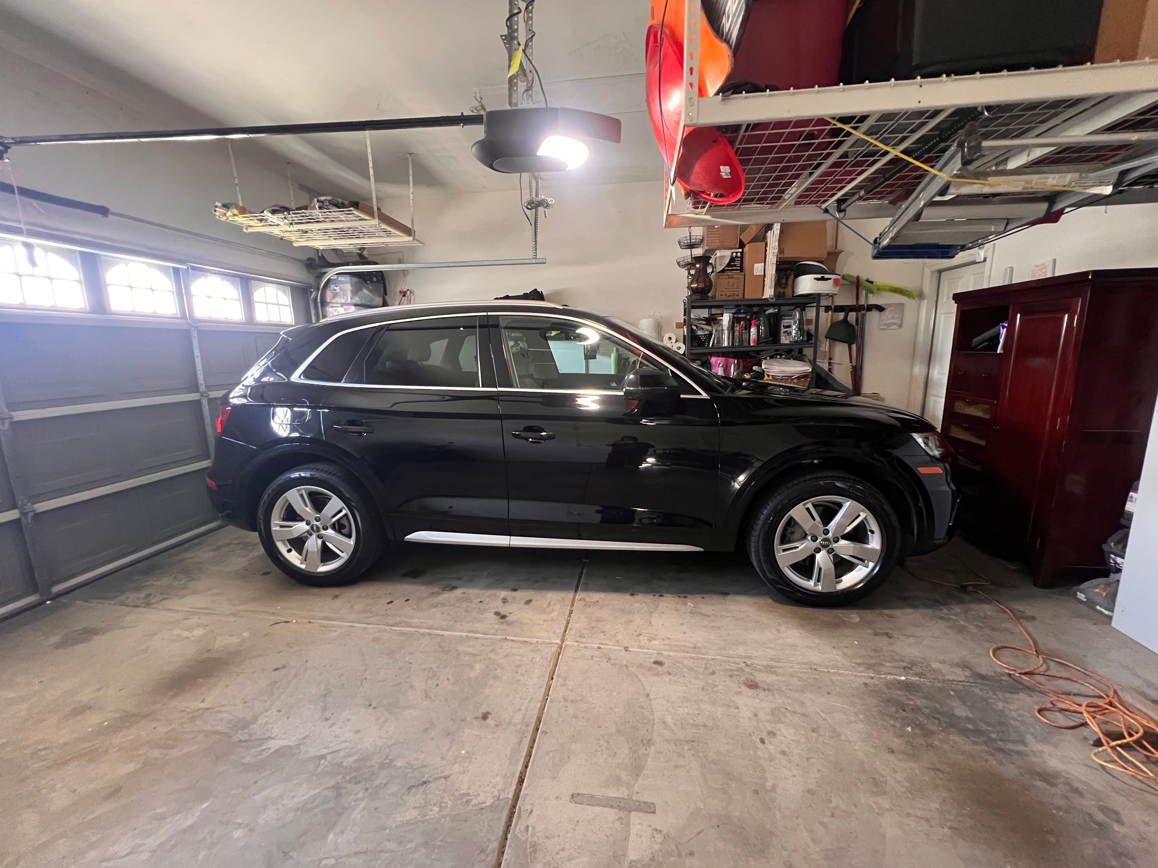 Used 2018 Audi Q5 2.0T Premium Plus w/ Premium Plus Package AWD/4WD image 2