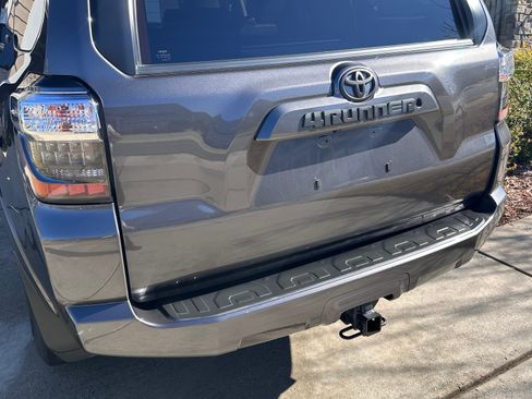Used 2020 Toyota 4Runner SR5 image 6