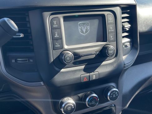 Used 2019 RAM 2500 Tradesman w/ Chrome Appearance Group image 13