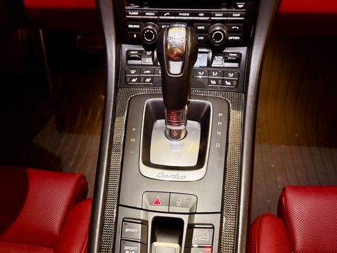 Used 2014 Porsche 911 Turbo S image 10