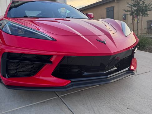 Used 2021 Chevrolet Corvette Stingray Coupe w/ Z51 Performance Package RWD image 1