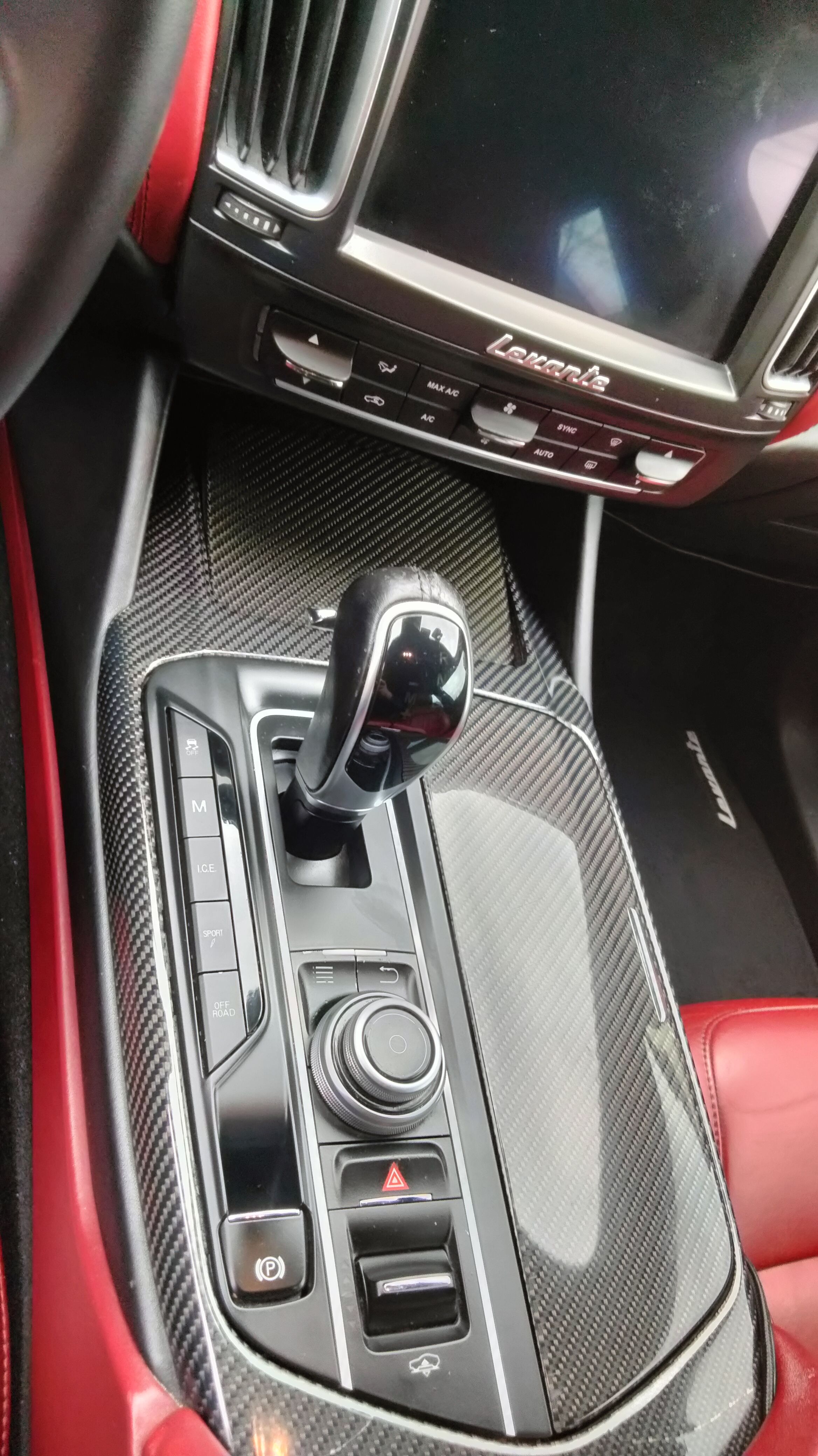 Used 2018 Maserati Levante S GranSport AWD/4WD image 12