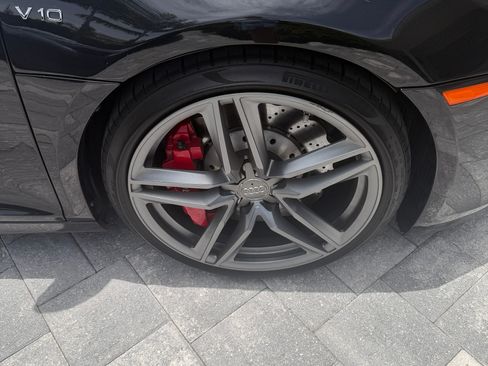 Used 2015 Audi R8 V10 AWD/4WD image 8