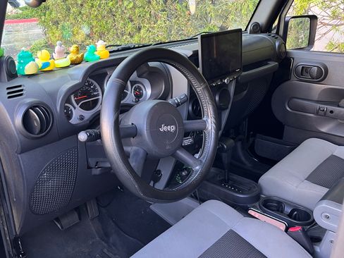 Used 2010 Jeep Wrangler Unlimited Sport AWD/4WD image 4