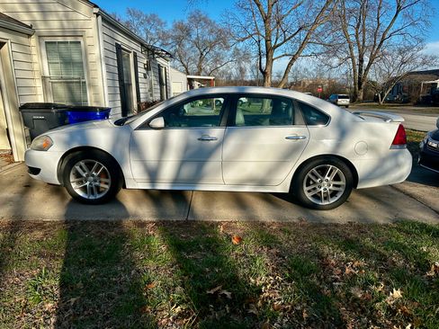 Used 2013 Chevrolet Impala LTZ image 2