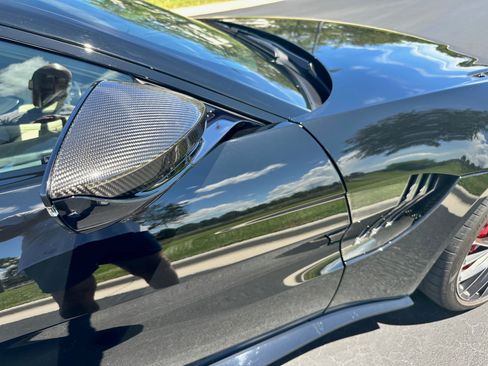 Used 2022 Aston Martin V8 Vantage Roadster image 13