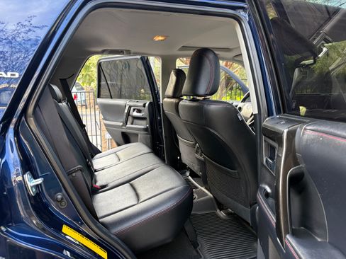 Used 2019 Toyota 4Runner TRD Off-Road Premium w/ Wilderness Package image 12