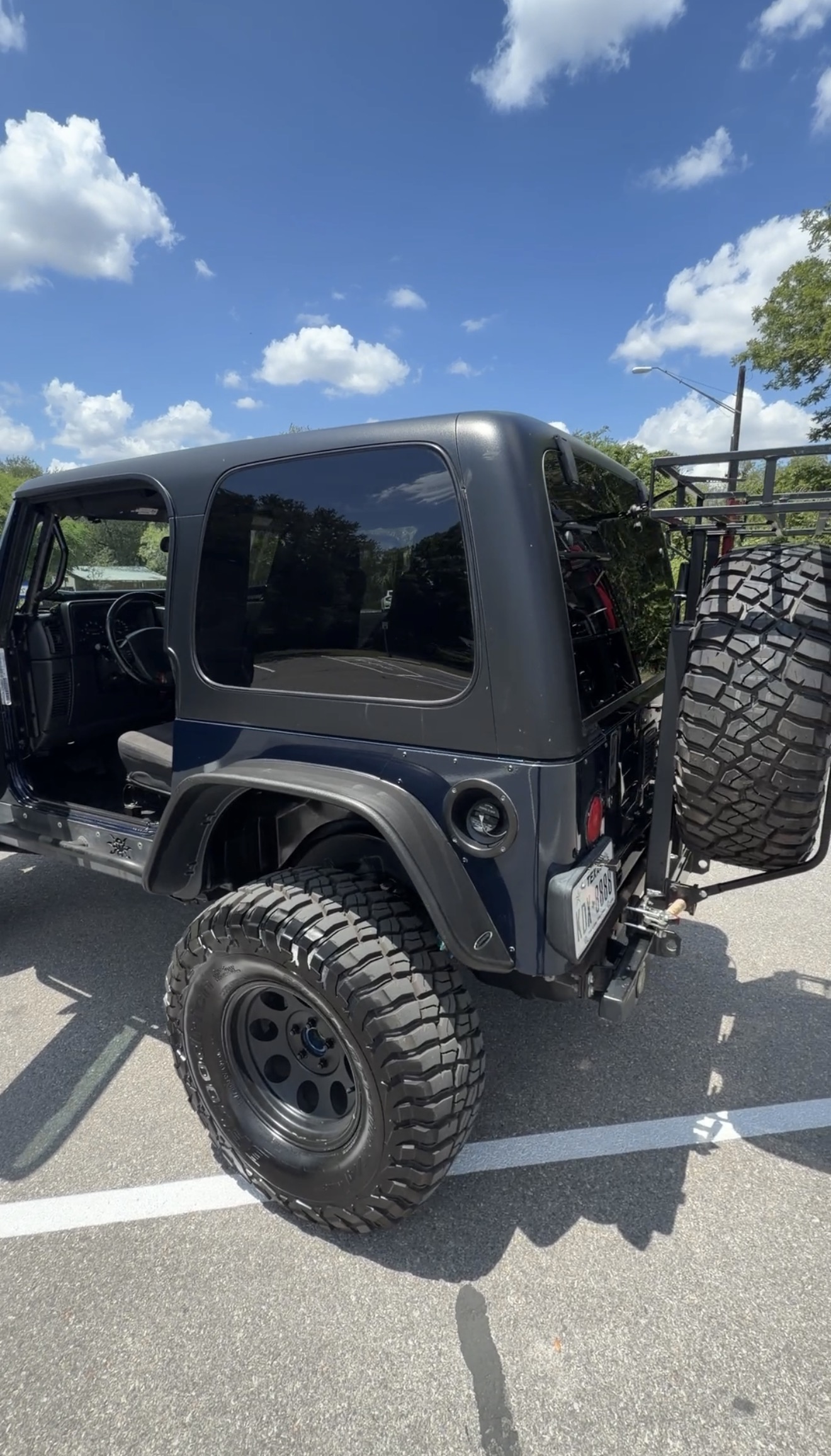 Used 2004 Jeep Wrangler Rubicon w/ Dual Top Group AWD/4WD image 8