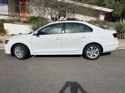 Used 2016 Volkswagen Jetta SE