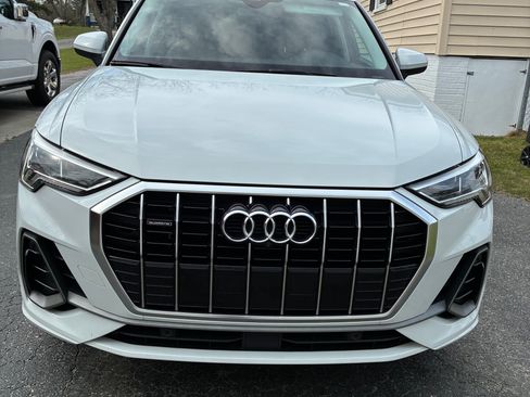 Used 2021 Audi Q3 2.0T Premium Plus image 2