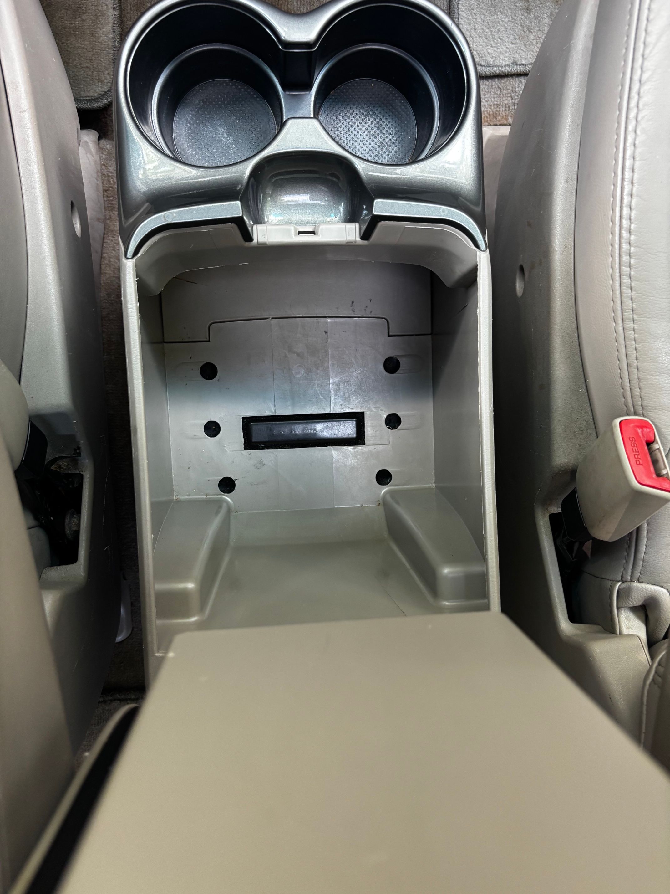 Used 2009 Toyota Sienna XLE w/ Towing Prep Pkg FWD image 29