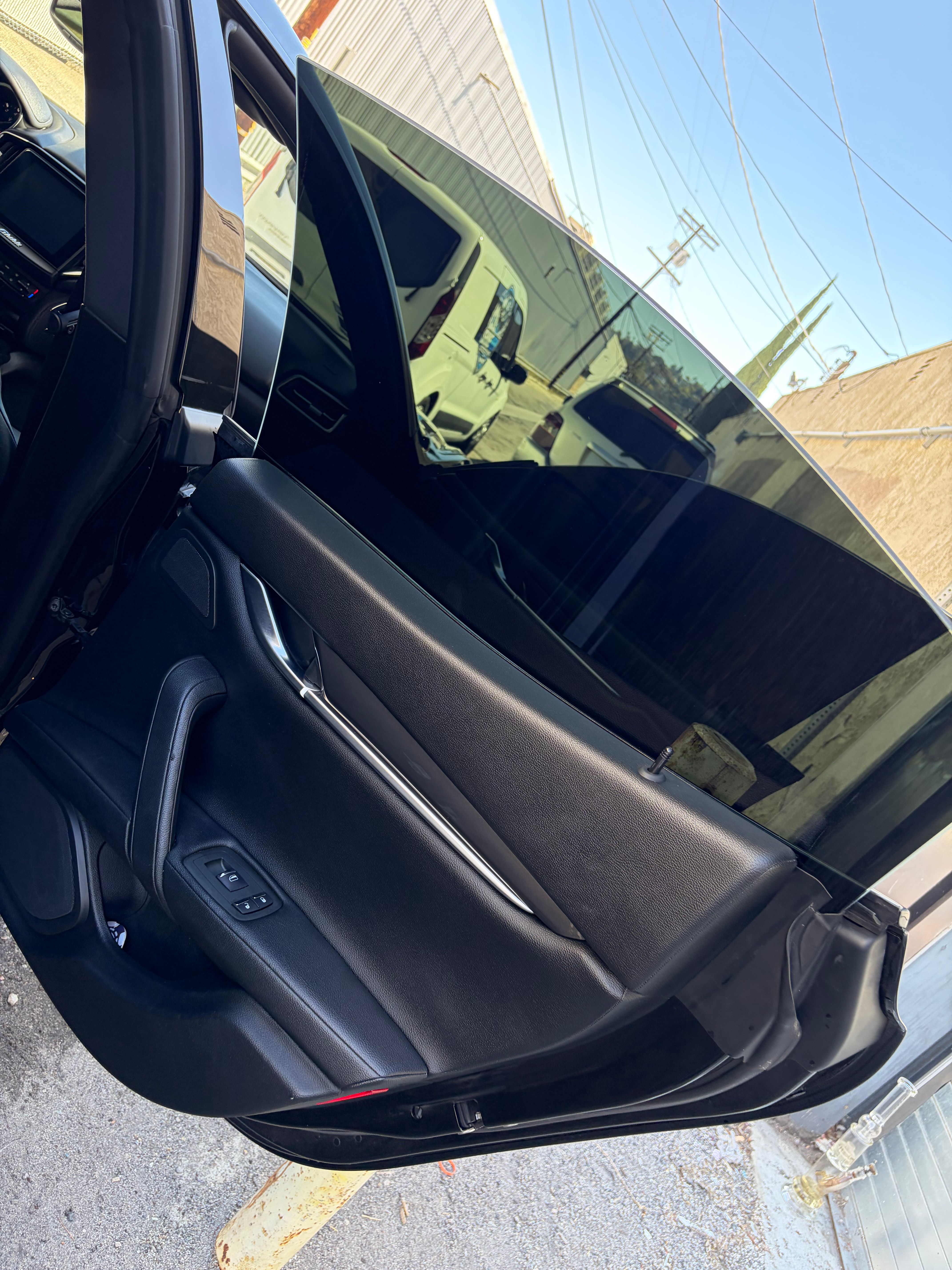 Used 2018 Maserati Ghibli RWD image 24