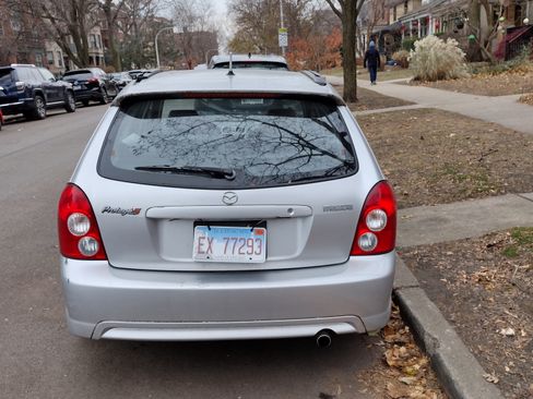 Used 2002 MAZDA Protege5 image 2