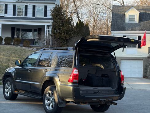 Used 2007 Toyota 4Runner Limited image 12