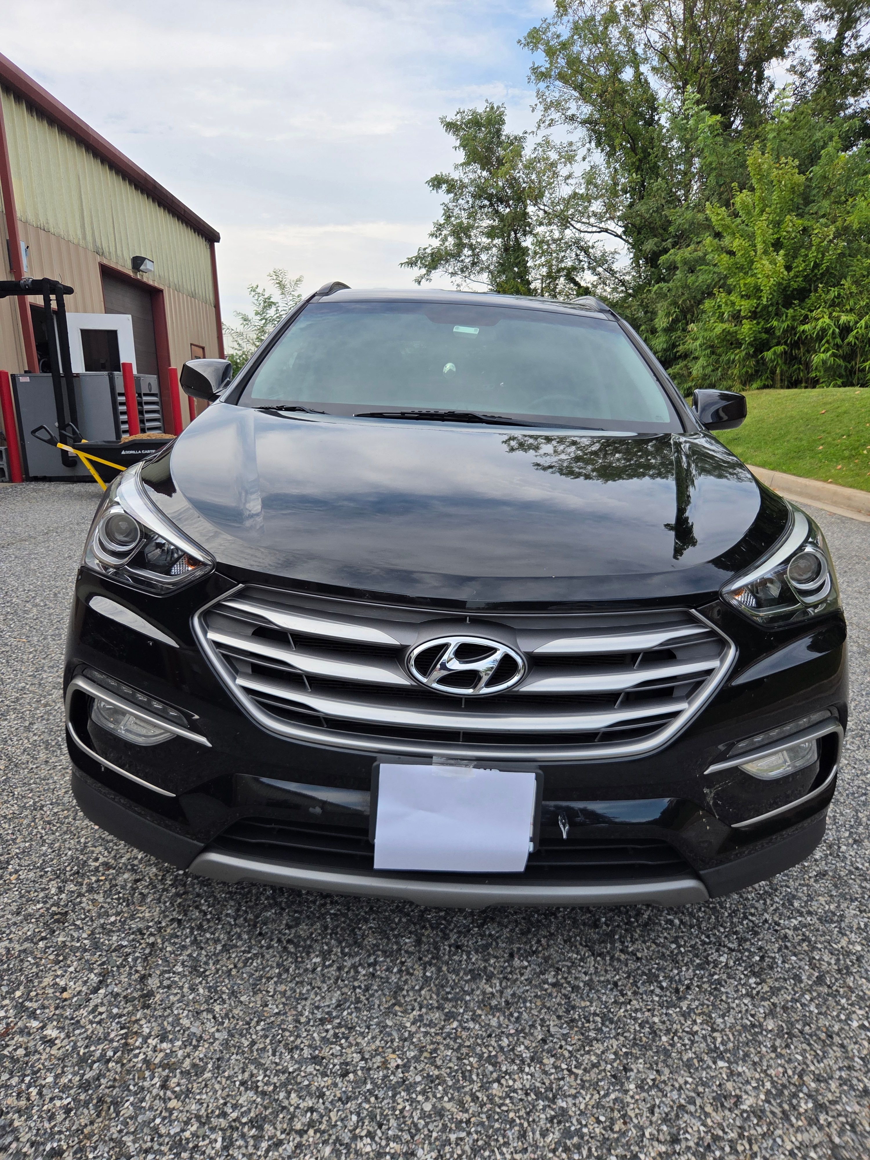 Used 2017 Hyundai Santa Fe Sport FWD image 1