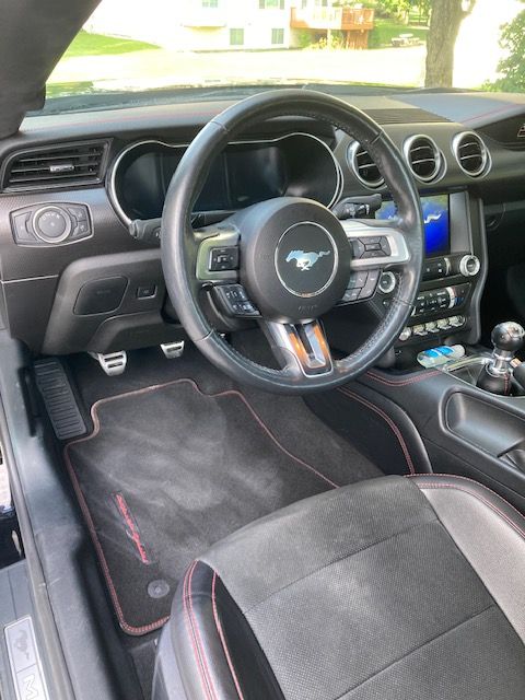 Used 2021 Ford Mustang GT Premium w/ Equipment Group 401A RWD image 11