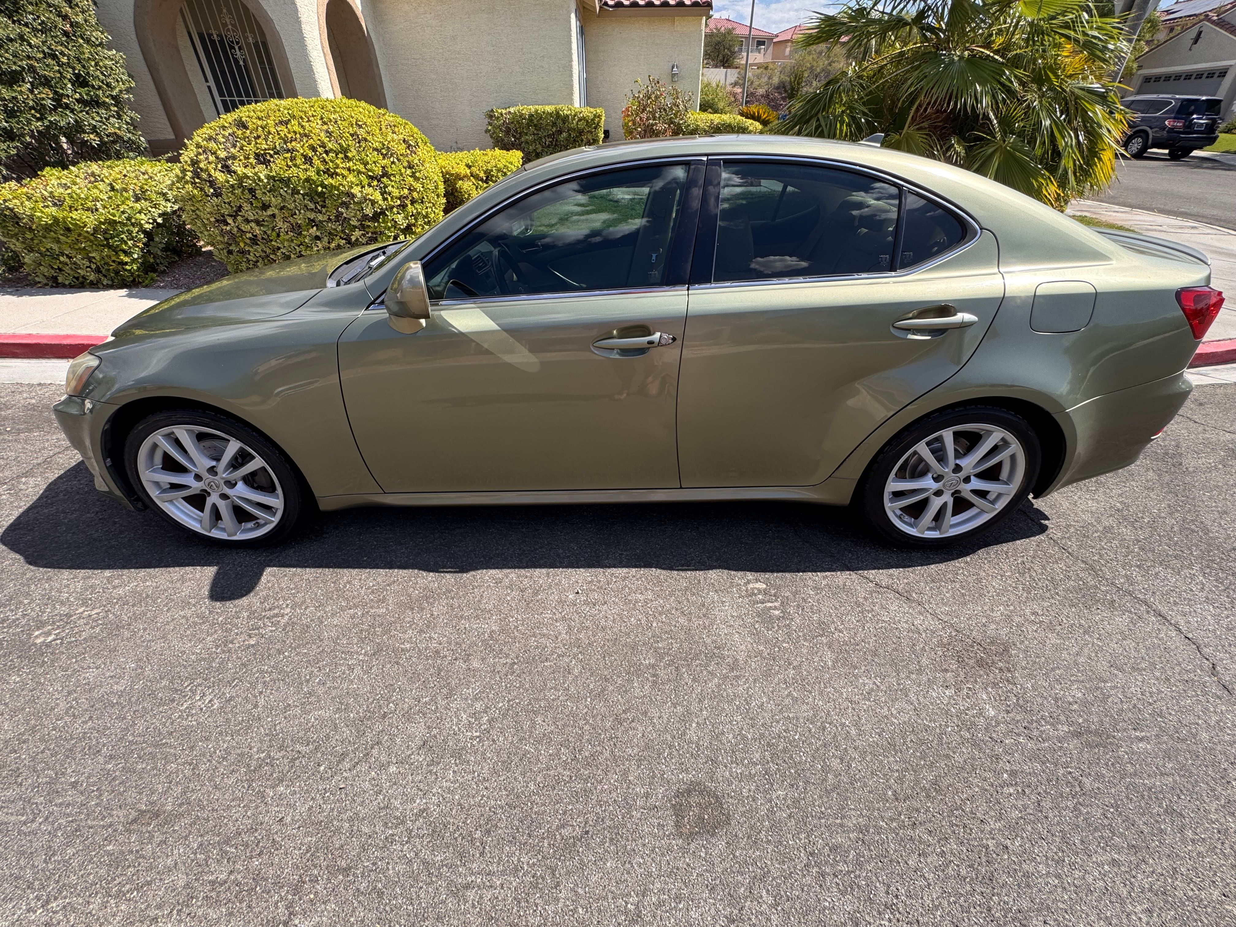 Used 2007 Lexus IS 250 RWD image 2