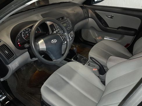 Used 2010 Hyundai Elantra Blue image 5