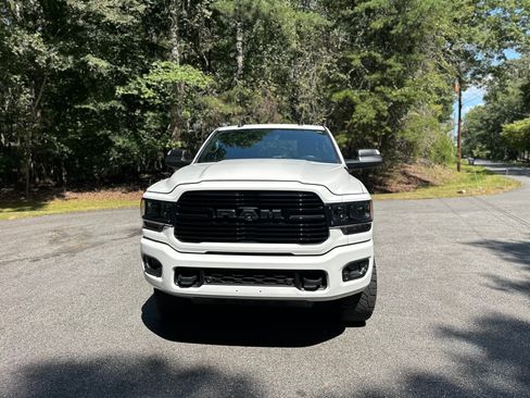 Used 2020 RAM 2500 Big Horn w/ Night Edition AWD/4WD image 9