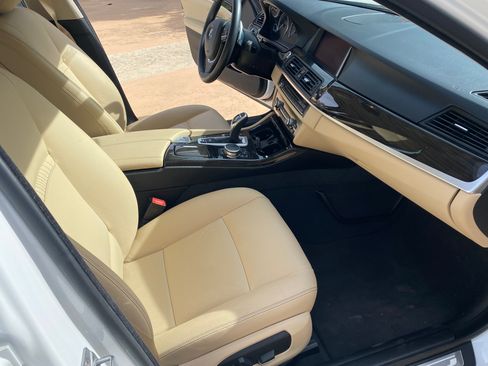 Used 2016 BMW 528i Sedan image 12