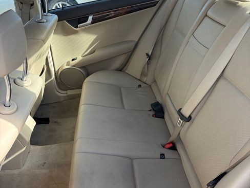 Used 2012 Mercedes-Benz C 300 4MATIC Sedan image 5