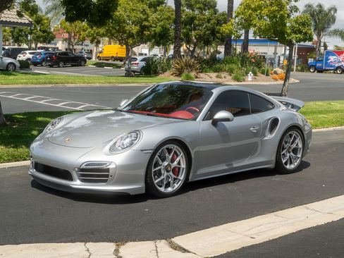 Used 2015 Porsche 911 Turbo S AWD/4WD image 1