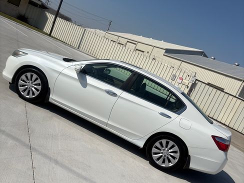 Used 2013 Honda Accord EX-L image 9