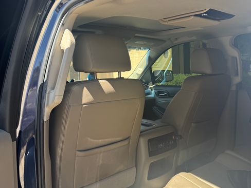 Used 2018 GMC Yukon SLT w/ Open Road Package image 9