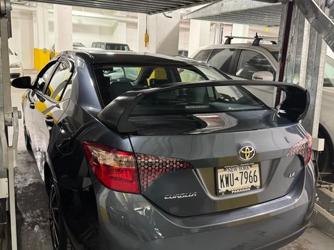 Used 2019 Toyota Corolla LE FWD image 6