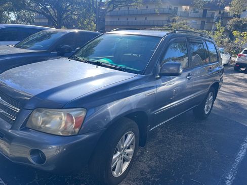 Used 2007 Toyota Highlander Hybrid image 2