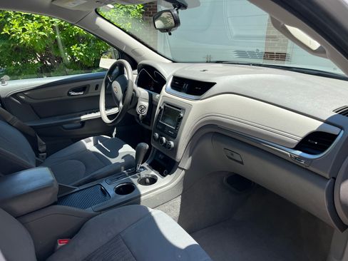 Used 2014 Chevrolet Traverse LS AWD/4WD image 8