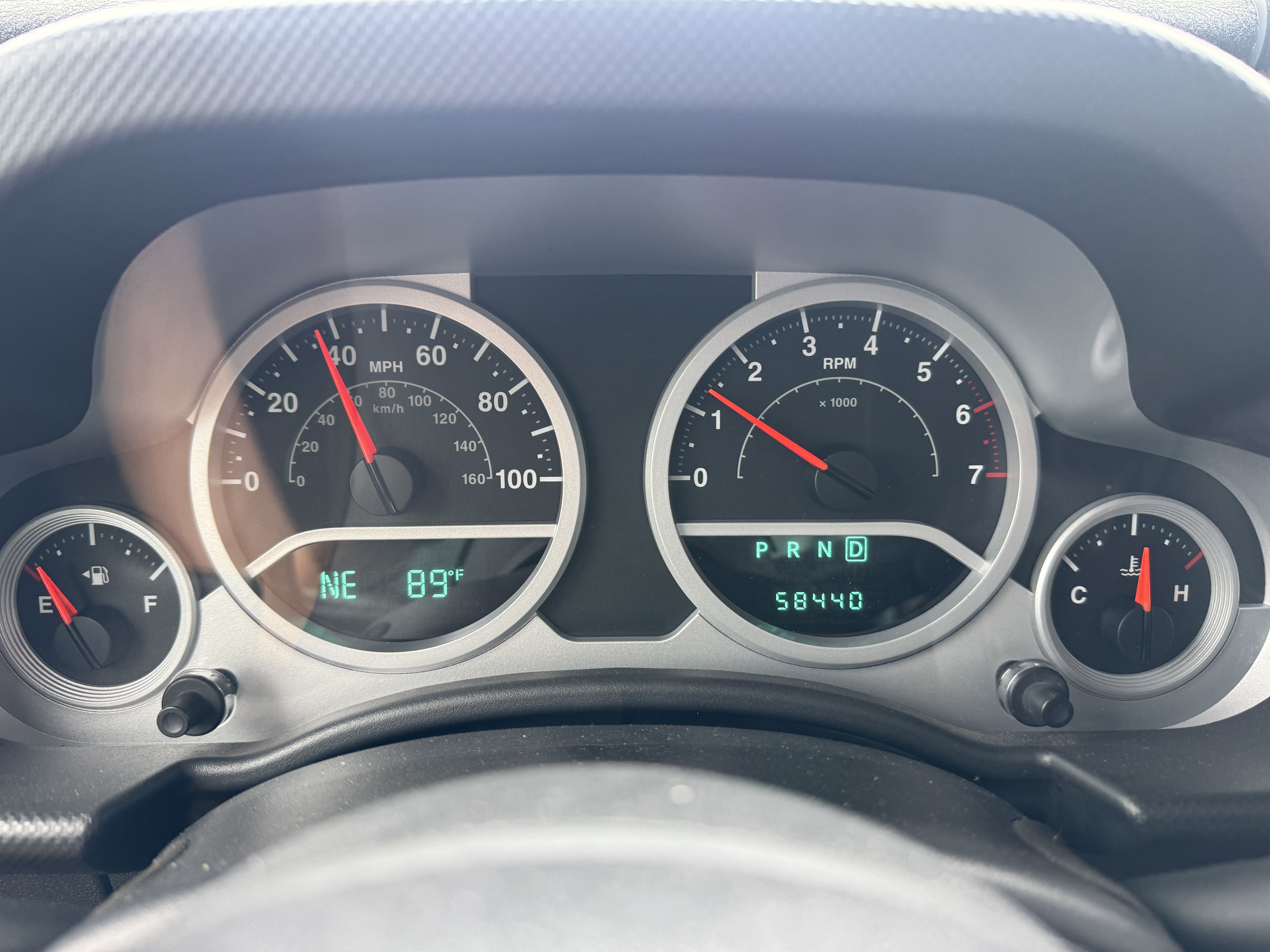 Used 2007 Jeep Wrangler Unlimited Sahara w/ Trailer Tow Group AWD/4WD image 28