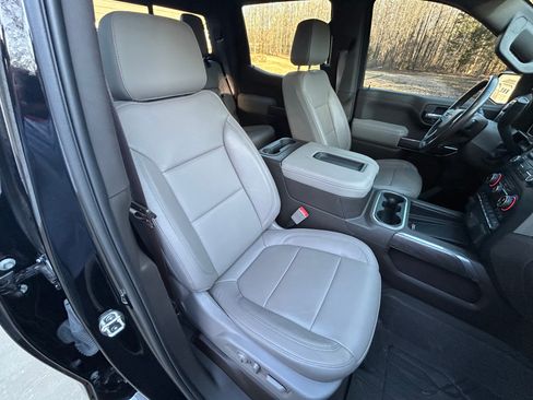 Used 2019 Chevrolet Silverado 1500 LTZ image 14