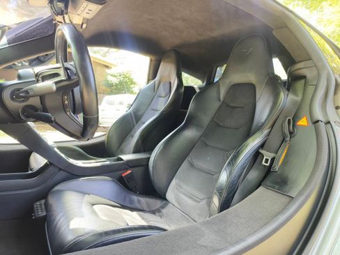 Used 2012 McLaren MP4-12C Coupe image 12