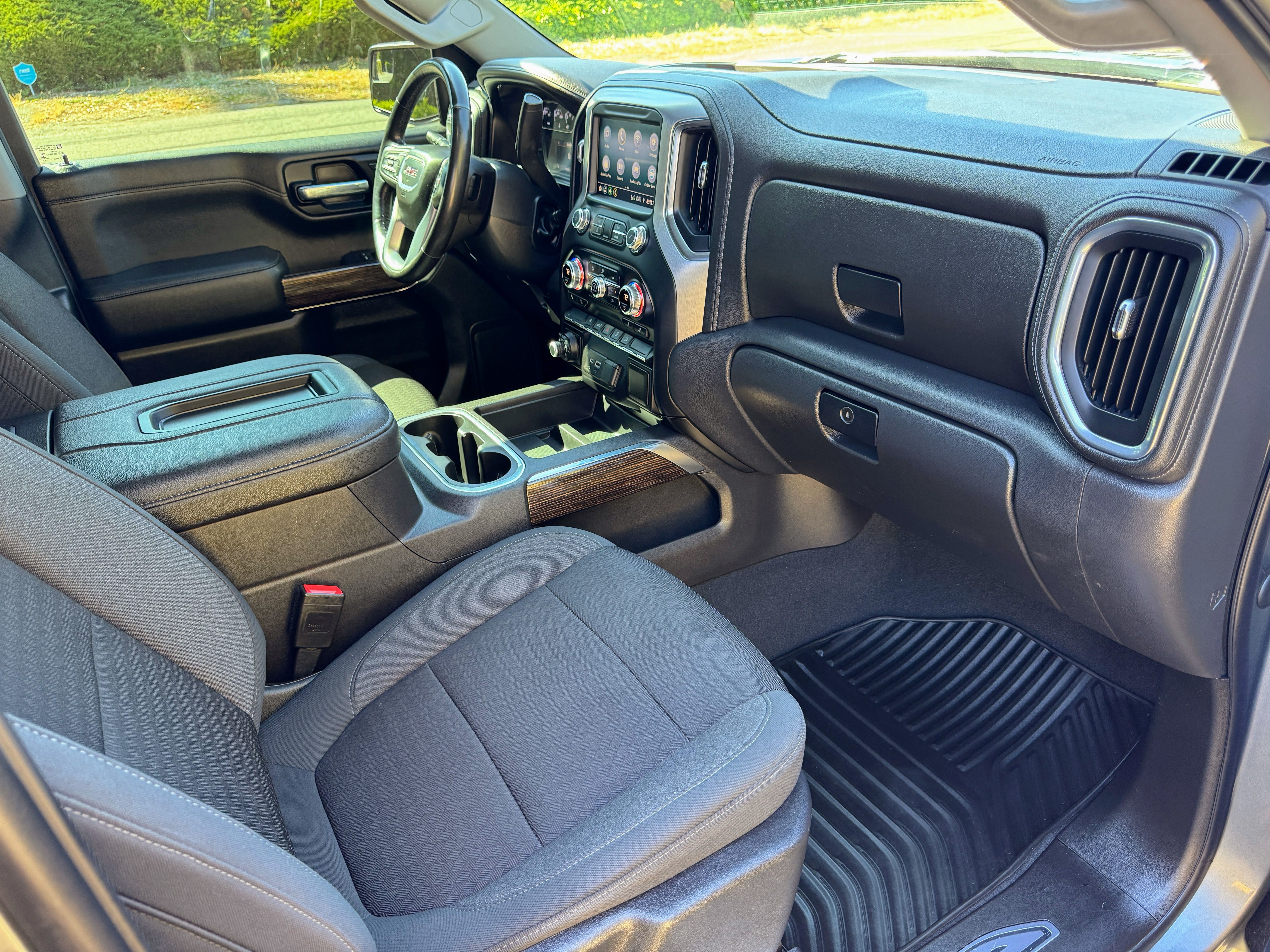 Used 2021 GMC Sierra 1500 Elevation w/ X31 Off-Road Package AWD/4WD image 15