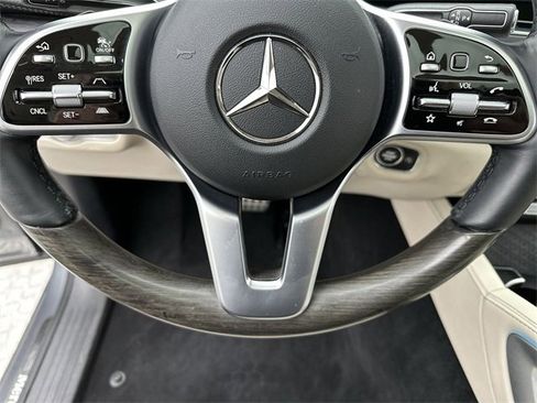 Used 2022 Mercedes-Benz GLS 450 4MATIC image 25