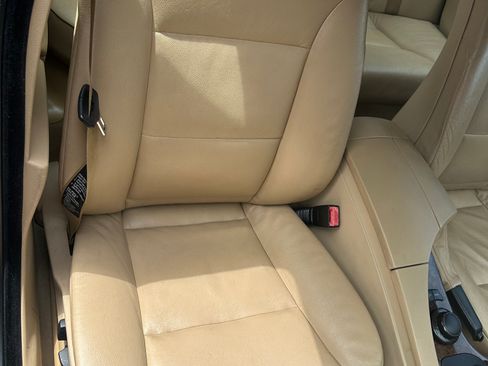 Used 2007 BMW 530xi Sedan AWD/4WD image 11