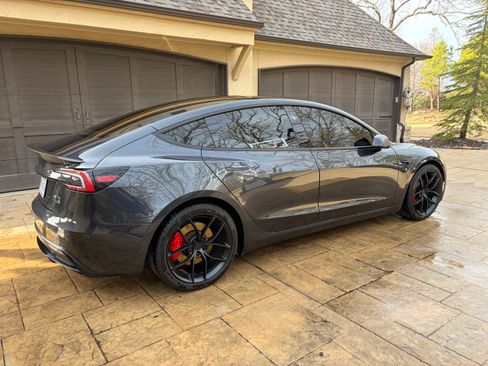 Used 2025 Tesla Model 3 Performance image 2