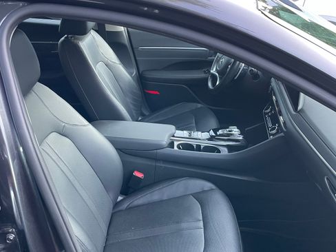 Used 2021 Hyundai Sonata Limited FWD image 12