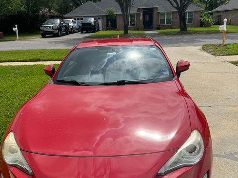 Used 2015 Scion FR-S RWD image 5