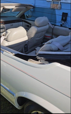 Used 1999 Cadillac Eldorado Touring FWD image 10