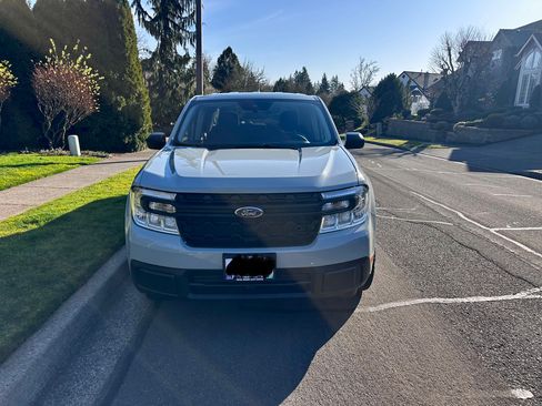 Used 2024 Ford Maverick XL image 8