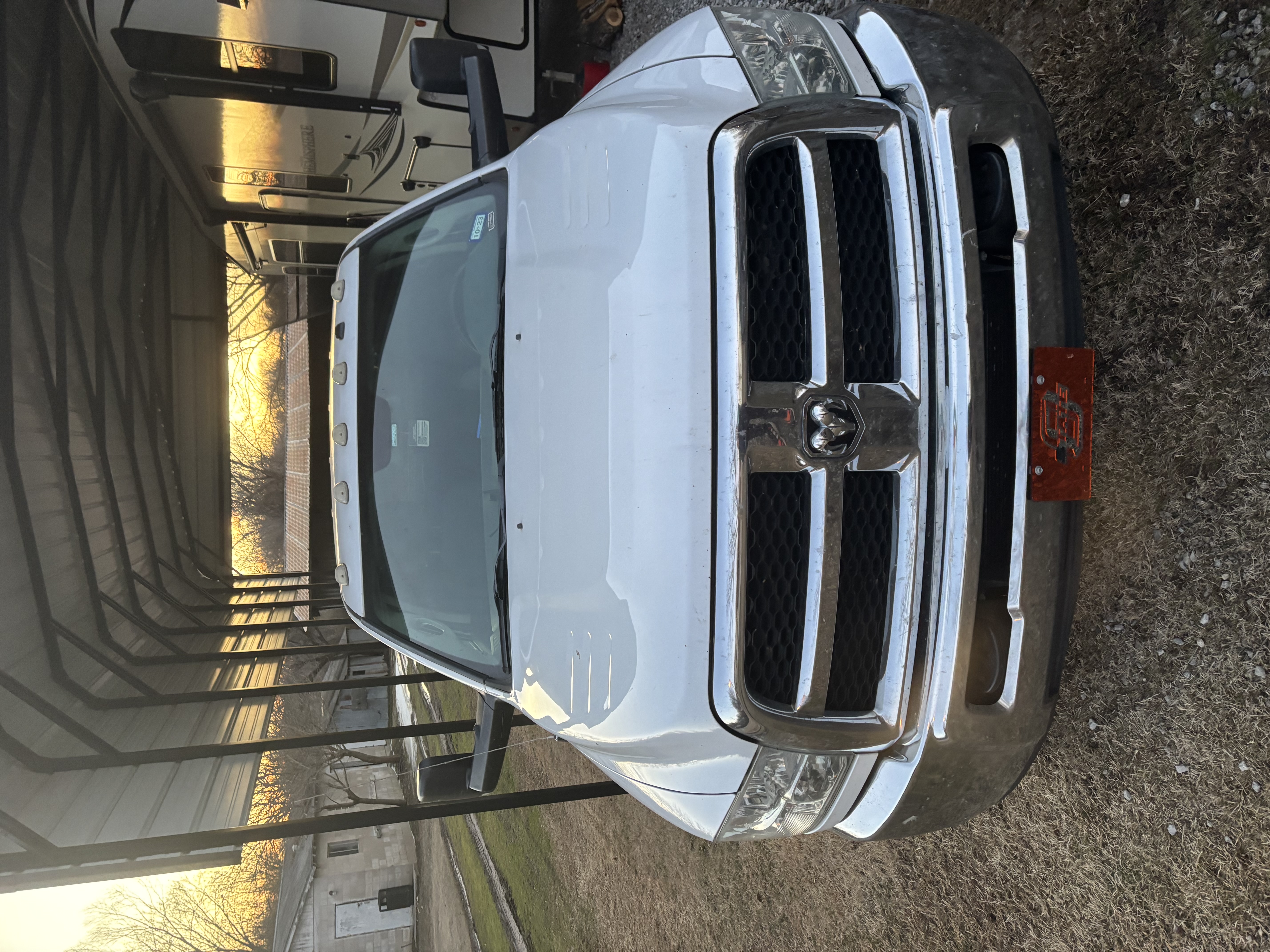 Used 2015 RAM 2500 Tradesman w/ Chrome Appearance Group AWD/4WD image 4