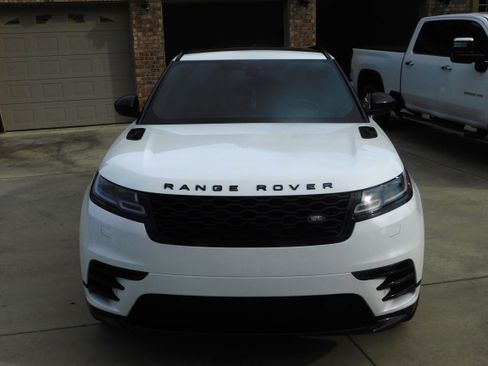 Used 2019 Land Rover Range Rover Velar R-Dynamic HSE image 5