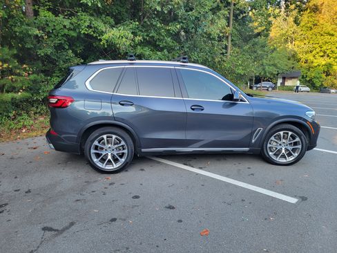 Used 2020 BMW X5 xDrive40i w/ Convenience Package image 4