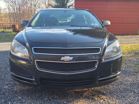 Used 2010 Chevrolet Malibu LT w/ Power Convenience Package image 1