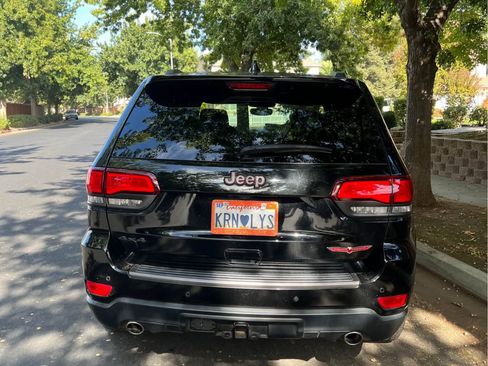 Used 2020 Jeep Grand Cherokee Trailhawk w/ Trailhawk Luxury Group image 5